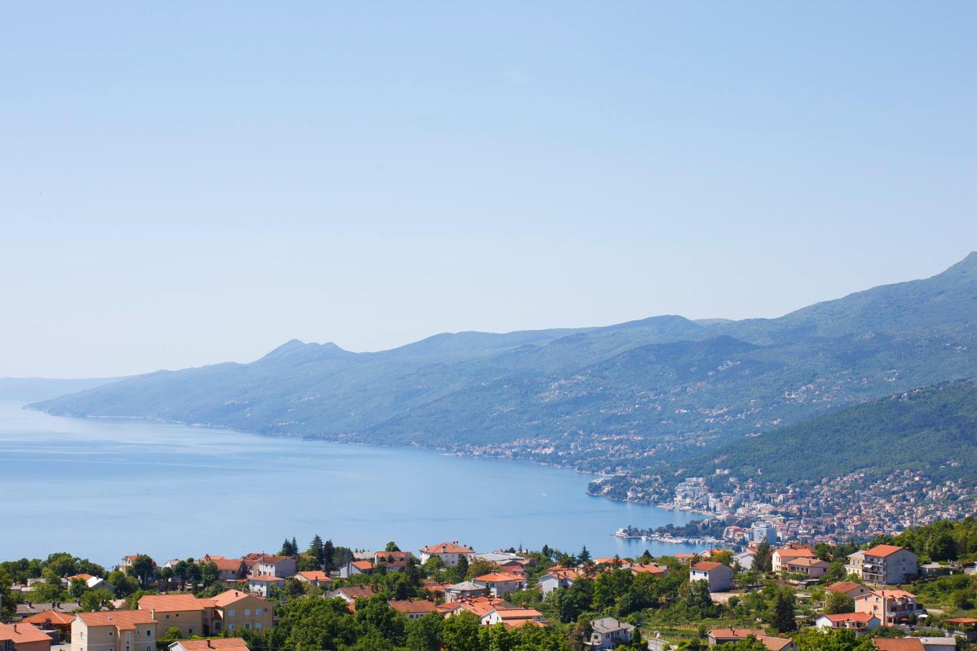 Apartments Villa Kastav In Old Town Center With Sea View And Parking Luaran gambar