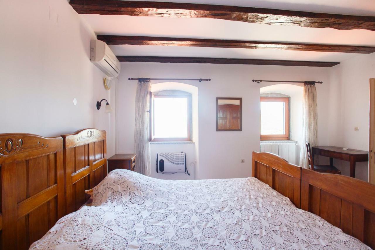 Apartments Villa Kastav In Old Town Center With Sea View And Parking Luaran gambar
