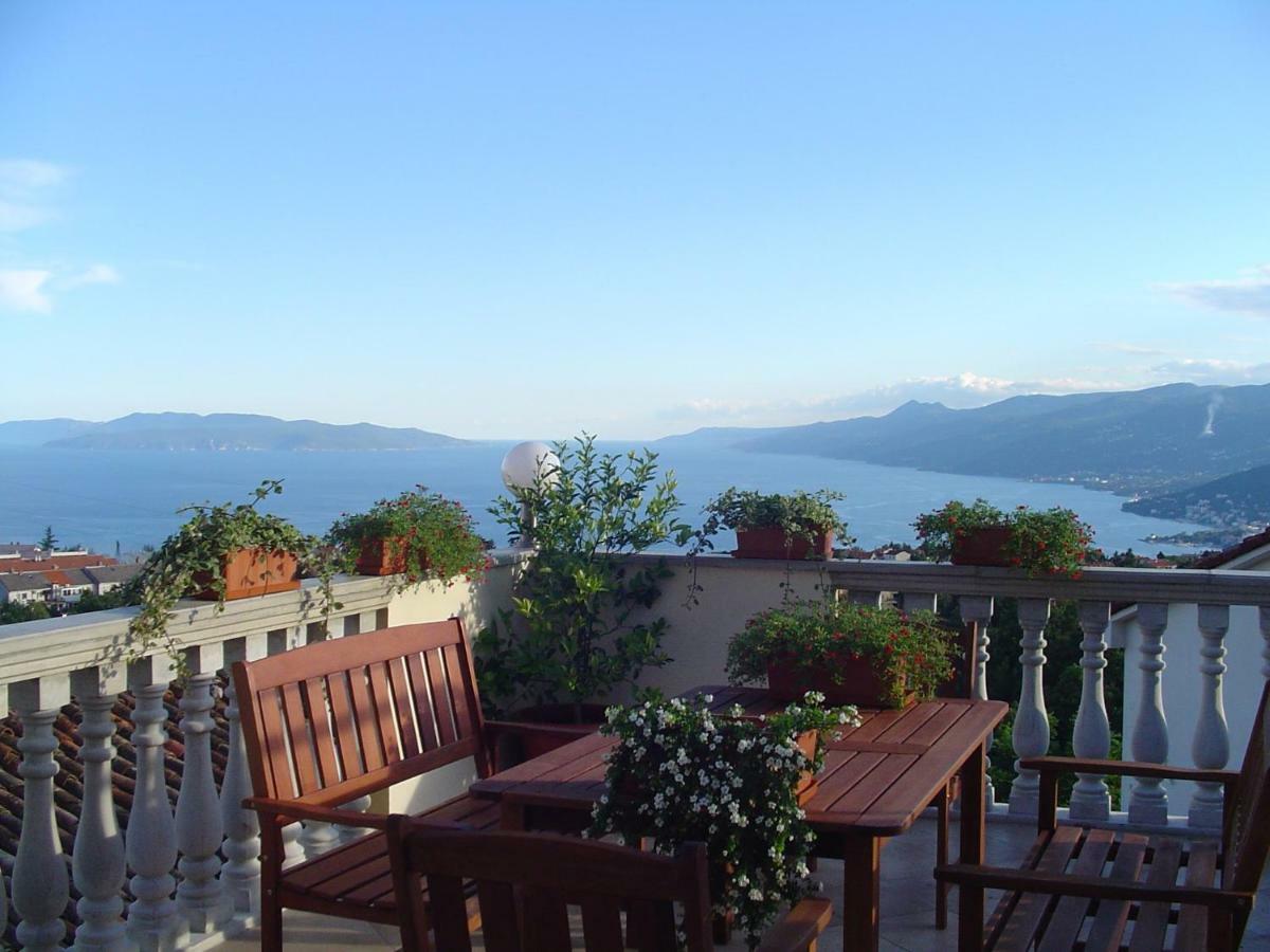 Apartments Villa Kastav In Old Town Center With Sea View And Parking Luaran gambar